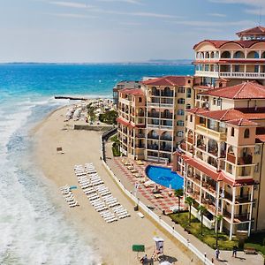 Atrium Beach Hotel